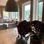 Chaletmons, Stor Trivelig I Myrkdalen Semesterbostad