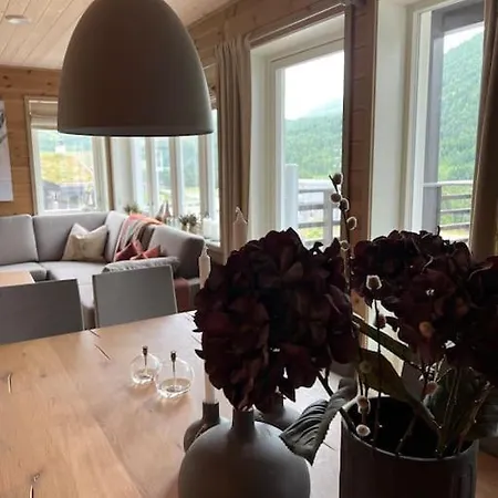 Chaletmons, Stor Trivelig I Myrkdalen Feriehus